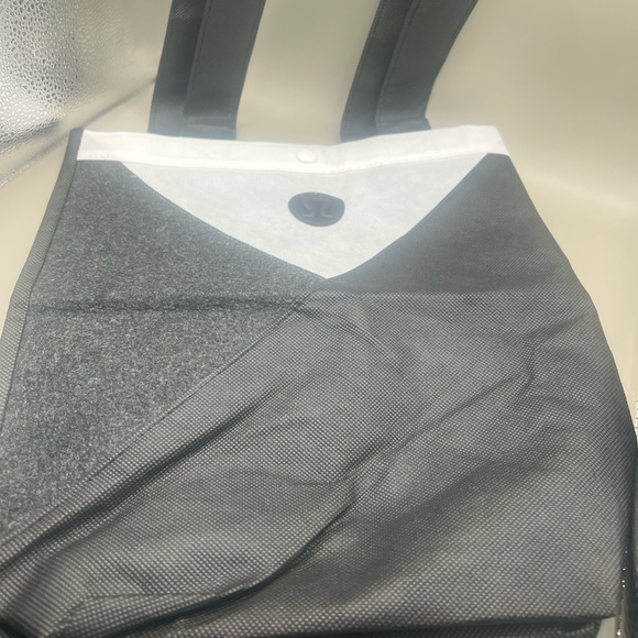 Set of 3 Lululemon Reusable Small Tote Bags - Picture 2 of 4